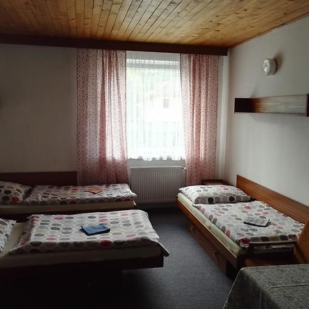 Penzion Tenis Poděbrady Buitenkant foto